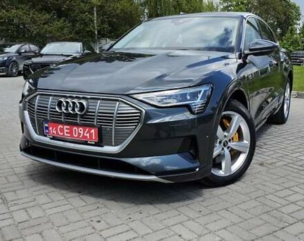 Сірий Ауді E-Tron, об'ємом двигуна 0 л та пробігом 99 тис. км за 27280 $, фото 10 на Automoto.ua