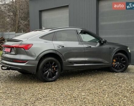 Серый Ауди E-Tron, объемом двигателя 0 л и пробегом 149 тыс. км за 29300 $, фото 46 на Automoto.ua