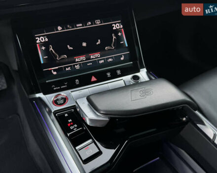 Серый Ауди E-Tron, объемом двигателя 0 л и пробегом 119 тыс. км за 41500 $, фото 36 на Automoto.ua