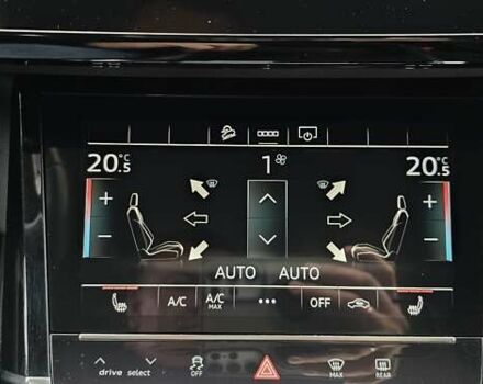 Сірий Ауді E-Tron, об'ємом двигуна 0 л та пробігом 99 тис. км за 27280 $, фото 73 на Automoto.ua