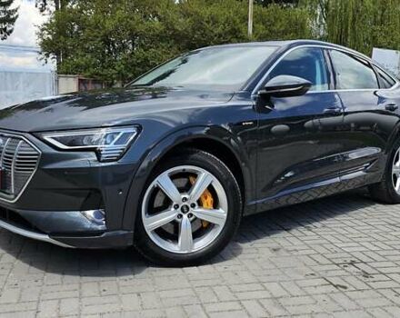Сірий Ауді E-Tron, об'ємом двигуна 0 л та пробігом 99 тис. км за 27280 $, фото 12 на Automoto.ua