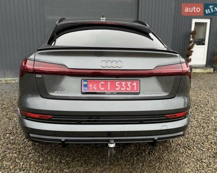 Серый Ауди E-Tron, объемом двигателя 0 л и пробегом 149 тыс. км за 29300 $, фото 30 на Automoto.ua