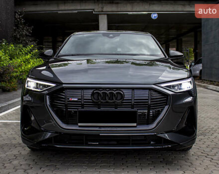 Сірий Ауді E-Tron, об'ємом двигуна 0 л та пробігом 69 тис. км за 39700 $, фото 3 на Automoto.ua