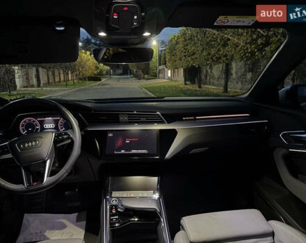 Сірий Ауді E-Tron, об'ємом двигуна 0 л та пробігом 39 тис. км за 39800 $, фото 16 на Automoto.ua