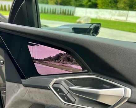 Серый Ауди E-Tron, объемом двигателя 0 л и пробегом 125 тыс. км за 34999 $, фото 46 на Automoto.ua