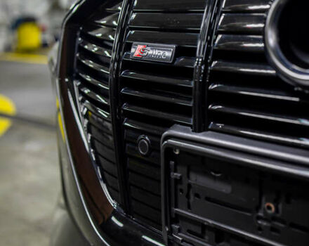 Сірий Ауді E-Tron, об'ємом двигуна 0 л та пробігом 73 тис. км за 38950 $, фото 20 на Automoto.ua