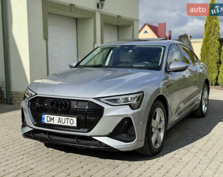 Серый Ауди E-Tron, объемом двигателя 0 л и пробегом 130 тыс. км за 37000 $, фото 23 на Automoto.ua