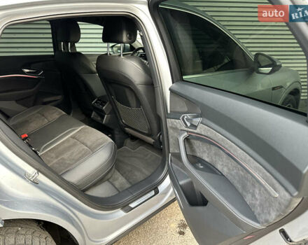 Сірий Ауді E-Tron, об'ємом двигуна 0 л та пробігом 45 тис. км за 33999 $, фото 36 на Automoto.ua