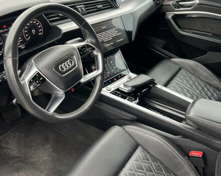 Сірий Ауді E-Tron, об'ємом двигуна 0 л та пробігом 90 тис. км за 36200 $, фото 20 на Automoto.ua