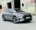 Ауди E-Tron 2021 в Тернополе на Automoto.ua Серый Ауди E-Tron, объемом двигателя 0 л и пробегом 85 тыс. км за 27999 $, фото 1 на Automoto.ua