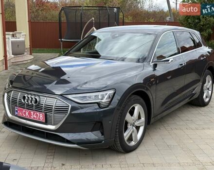 Серый Ауди E-Tron, объемом двигателя 0 л и пробегом 109 тыс. км за 29999 $, фото 3 на Automoto.ua