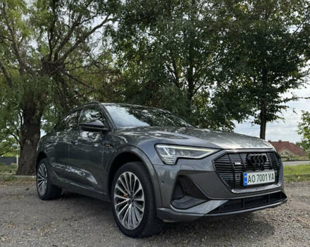 Серый Ауди E-Tron, объемом двигателя 0 л и пробегом 110 тыс. км за 42000 $, фото 1 на Automoto.ua