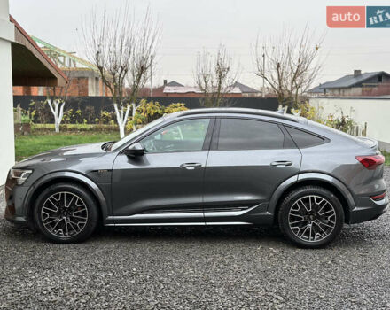 Сірий Ауді E-Tron, об'ємом двигуна 0 л та пробігом 106 тис. км за 39900 $, фото 29 на Automoto.ua