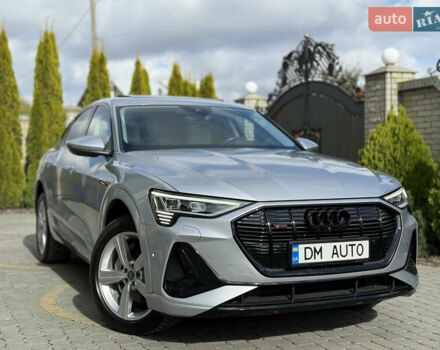 Серый Ауди E-Tron, объемом двигателя 0 л и пробегом 130 тыс. км за 37000 $, фото 13 на Automoto.ua