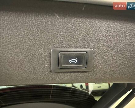 Сірий Ауді E-Tron, об'ємом двигуна 0 л та пробігом 152 тис. км за 24700 $, фото 9 на Automoto.ua