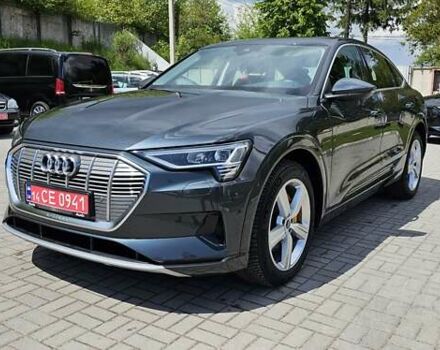 Сірий Ауді E-Tron, об'ємом двигуна 0 л та пробігом 99 тис. км за 27280 $, фото 18 на Automoto.ua