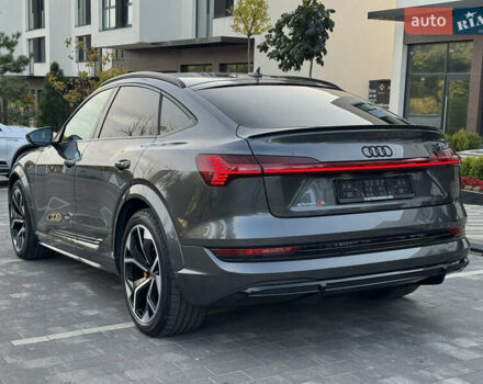 Серый Ауди E-Tron, объемом двигателя 0 л и пробегом 119 тыс. км за 41500 $, фото 6 на Automoto.ua