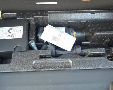 Сірий Ауді E-Tron, об'ємом двигуна 0 л та пробігом 110 тис. км за 29999 $, фото 69 на Automoto.ua