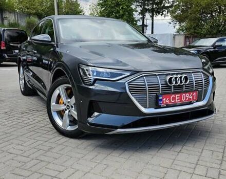 Сірий Ауді E-Tron, об'ємом двигуна 0 л та пробігом 99 тис. км за 27280 $, фото 6 на Automoto.ua