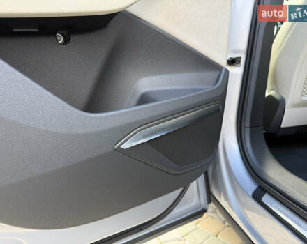 Серый Ауди E-Tron, объемом двигателя 0 л и пробегом 130 тыс. км за 37000 $, фото 110 на Automoto.ua