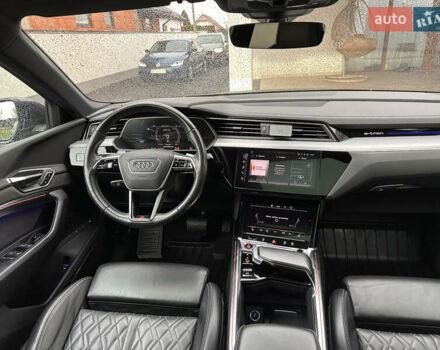 Сірий Ауді E-Tron, об'ємом двигуна 0 л та пробігом 106 тис. км за 39900 $, фото 51 на Automoto.ua