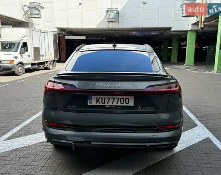 Сірий Ауді E-Tron, об'ємом двигуна 0 л та пробігом 45 тис. км за 48137 $, фото 10 на Automoto.ua