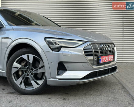 Сірий Ауді E-Tron, об'ємом двигуна 0 л та пробігом 45 тис. км за 33999 $, фото 15 на Automoto.ua