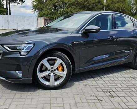 Сірий Ауді E-Tron, об'ємом двигуна 0 л та пробігом 99 тис. км за 27280 $, фото 13 на Automoto.ua