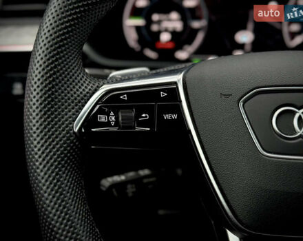 Серый Ауди E-Tron, объемом двигателя 0 л и пробегом 36 тыс. км за 45445 $, фото 126 на Automoto.ua