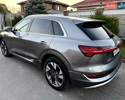 Серый Ауди E-Tron, объемом двигателя 0 л и пробегом 78 тыс. км за 33000 $, фото 13 на Automoto.ua