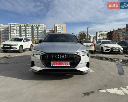 Серый Ауди E-Tron, объемом двигателя 0 л и пробегом 32 тыс. км за 41990 $, фото 20 на Automoto.ua