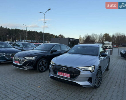 Серый Ауди E-Tron, объемом двигателя 0 л и пробегом 32 тыс. км за 41990 $, фото 50 на Automoto.ua