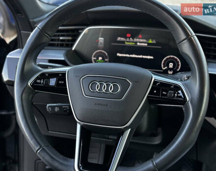 Серый Ауди E-Tron, объемом двигателя 0 л и пробегом 70 тыс. км за 42850 $, фото 29 на Automoto.ua