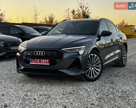 Серый Ауди E-Tron, объемом двигателя 0 л и пробегом 70 тыс. км за 42850 $, фото 5 на Automoto.ua