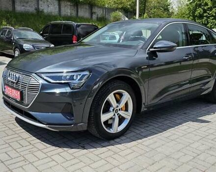 Сірий Ауді E-Tron, об'ємом двигуна 0 л та пробігом 99 тис. км за 27280 $, фото 20 на Automoto.ua