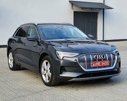 Серый Ауди E-Tron, объемом двигателя 0 л и пробегом 121 тыс. км за 29800 $, фото 1 на Automoto.ua