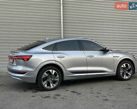 Сірий Ауді E-Tron, об'ємом двигуна 0 л та пробігом 45 тис. км за 33999 $, фото 19 на Automoto.ua