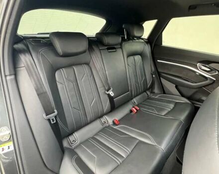 Серый Ауди E-Tron, объемом двигателя 0 л и пробегом 125 тыс. км за 34999 $, фото 39 на Automoto.ua