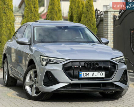 Серый Ауди E-Tron, объемом двигателя 0 л и пробегом 130 тыс. км за 37000 $, фото 147 на Automoto.ua