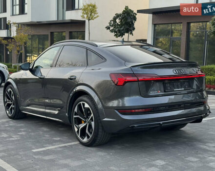Серый Ауди E-Tron, объемом двигателя 0 л и пробегом 119 тыс. км за 41500 $, фото 5 на Automoto.ua