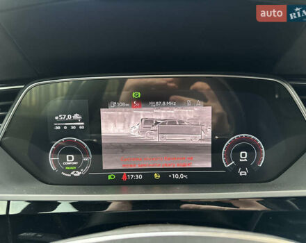 Сірий Ауді E-Tron, об'ємом двигуна 0 л та пробігом 45 тис. км за 33999 $, фото 70 на Automoto.ua