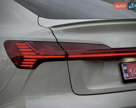 Серый Ауди E-Tron, объемом двигателя 0 л и пробегом 36 тыс. км за 45445 $, фото 52 на Automoto.ua