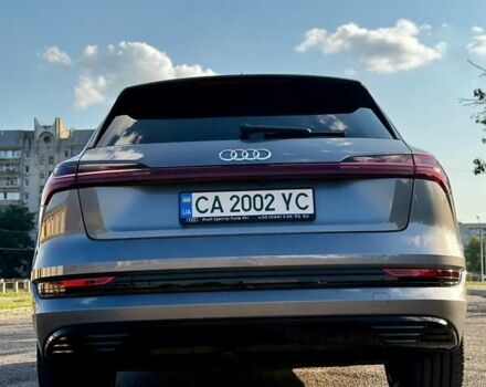 Серый Ауди E-Tron, объемом двигателя 0 л и пробегом 49 тыс. км за 33000 $, фото 7 на Automoto.ua