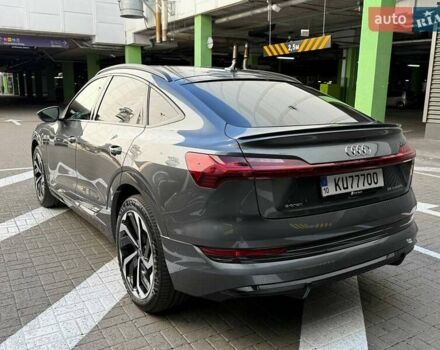 Сірий Ауді E-Tron, об'ємом двигуна 0 л та пробігом 45 тис. км за 48137 $, фото 9 на Automoto.ua