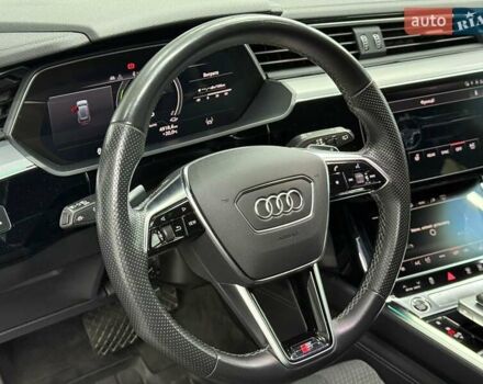 Сірий Ауді E-Tron, об'ємом двигуна 0 л та пробігом 86 тис. км за 37423 $, фото 23 на Automoto.ua