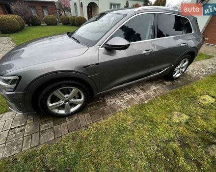 Серый Ауди E-Tron, объемом двигателя 0 л и пробегом 165 тыс. км за 33000 $, фото 8 на Automoto.ua