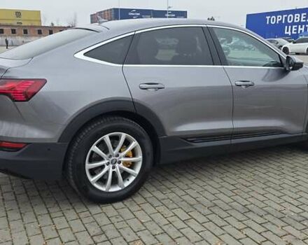 Сірий Ауді E-Tron, об'ємом двигуна 0 л та пробігом 140 тис. км за 28800 $, фото 39 на Automoto.ua