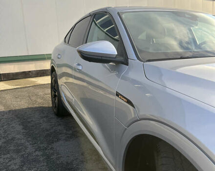Серый Ауди E-Tron, объемом двигателя 0 л и пробегом 88 тыс. км за 36500 $, фото 7 на Automoto.ua