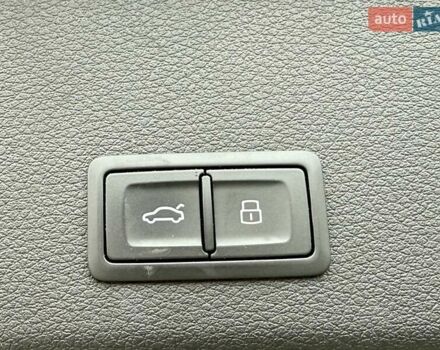 Серый Ауди E-Tron, объемом двигателя 0 л и пробегом 109 тыс. км за 29999 $, фото 24 на Automoto.ua