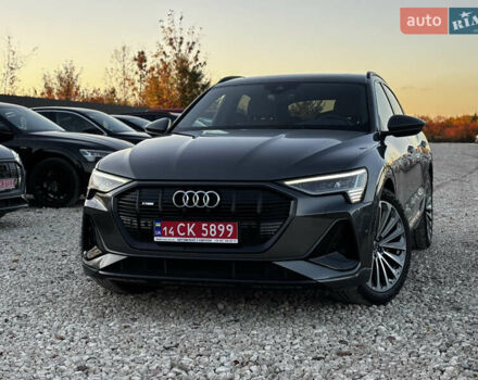 Серый Ауди E-Tron, объемом двигателя 0 л и пробегом 70 тыс. км за 42850 $, фото 9 на Automoto.ua